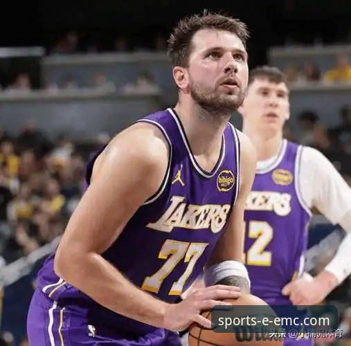 揭秘湖人137-130力克步行者：一场数据狂飙背后的攻防逻辑